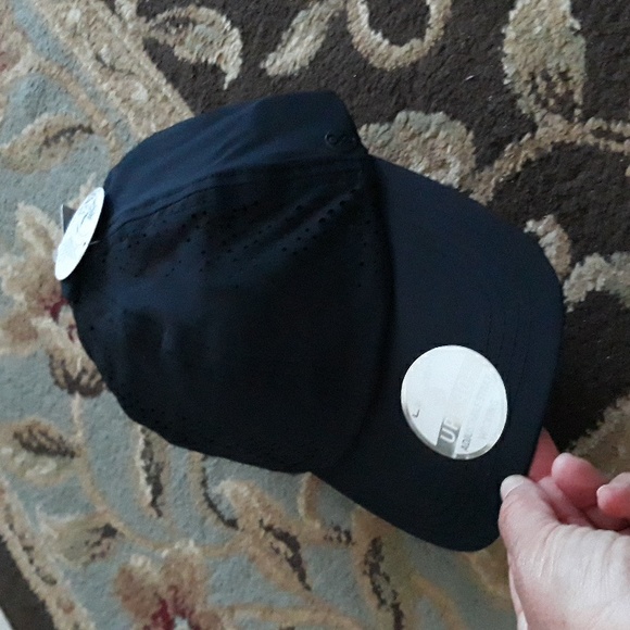 *Host Pick*Layer 8 UPF 40+running ladies hat - Picture 9 of 12